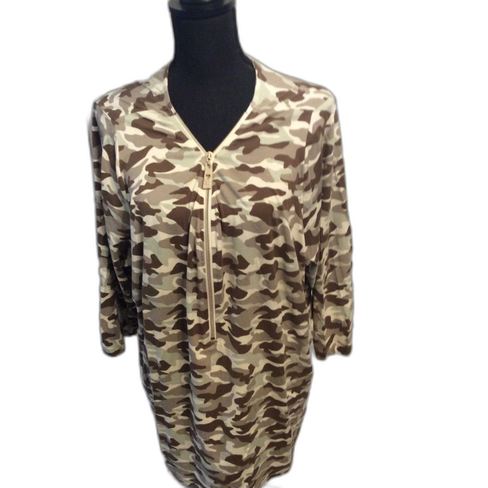 Belle by Kim Gravel Zip Front Camo Shirt Plus size 2X